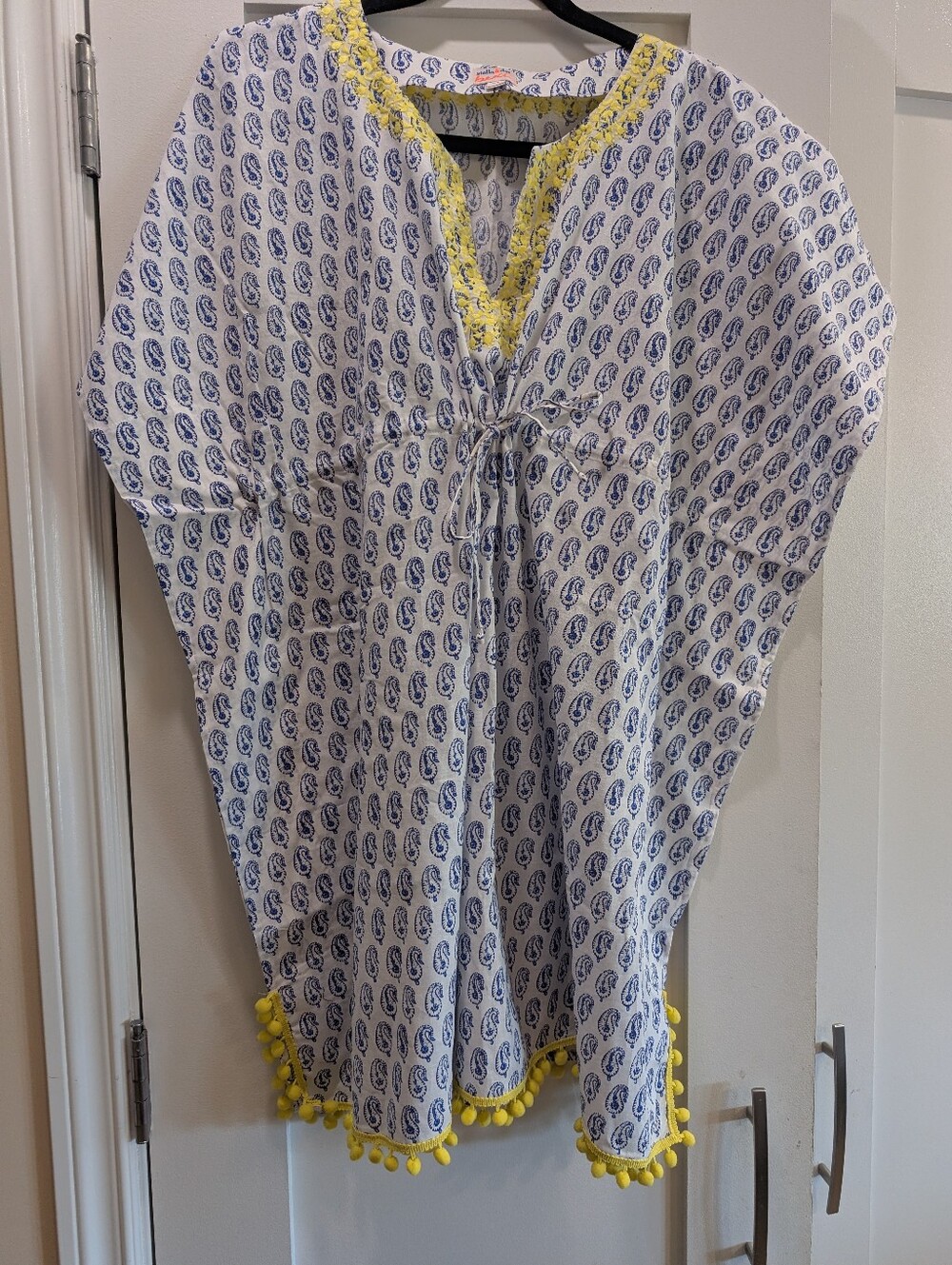 NWOT Swimsuit Cover, O/S
